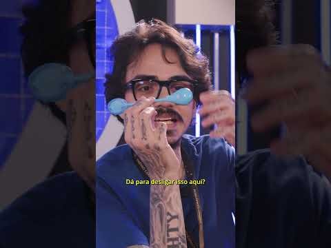 POV: Você descobriu que o Akon cabe dentro de um pirulito. 🍭